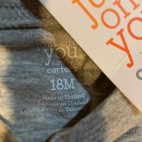 NWT Carter’s Christmas long sleeve tee. 18M. Never worn - Picture 2 of 3